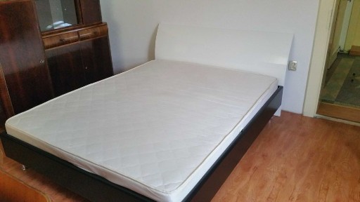 Apartament la casa de inchiriat