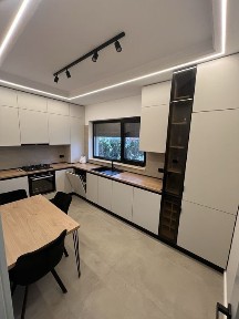 P.F! De vanzare casă înșiruită în complexul Esq village 3