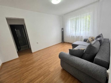 De vânzare apartament cu 2 camere - BRĂILA - cf 2 semidecomandat, Obor in spate la complex Dinamo