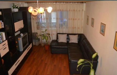 Inchiriez/cazare apartament Port Turistic 3 camere