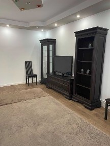 Inchiriez apartament 4 camere, Faleza Nord strada Unirii
