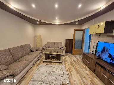 Proprietar inchiriez apartament 3 camere decomandat, Eroii Revolutiei metrou