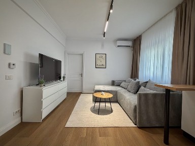 Apartament 2 camere zona 1 mai/ prima inchiriere