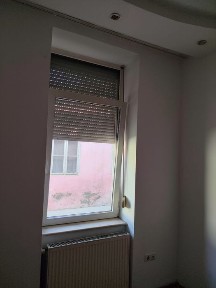 Vând ap la casa ln zona centru