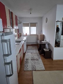 Garsonieră mare 42 mp | mobilată | AC | Sângeorgiu de Mureș - Apolo