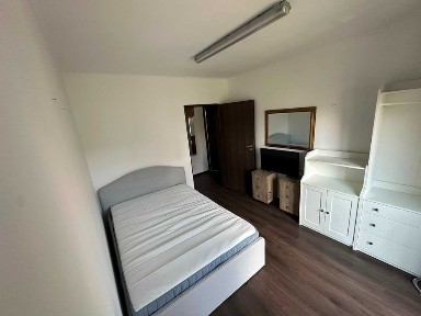 Inchiriez apartament 2 camere la casa, Central, Tg. Mures