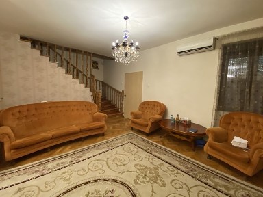 Vand /inchiriez casa situata pe Bl Liviu Rebreanu Timisoara