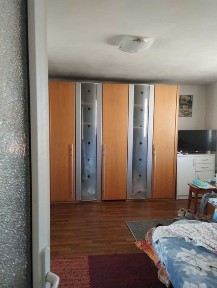 Casa sat Drinova 15km de lugoj.