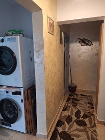 Apartament 3 camere decomandate zona Neagoe Voda