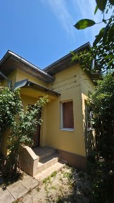 Casă solidă cu 2 deschideri, 253 mp teren - Ploiești, zona Cioceanu - Sala Sporturilor