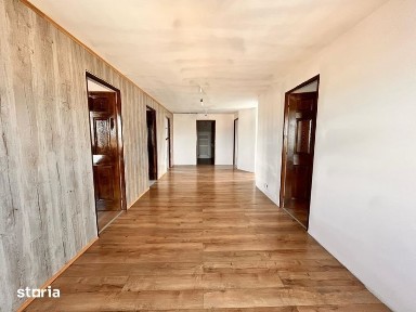 Casa de vanzare P÷M //.Suprafata Construită 260 mp