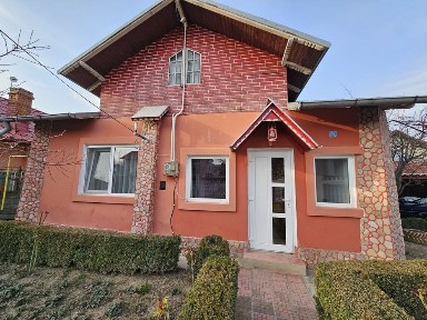 Casă de vânzare în loc: STREJNICU
