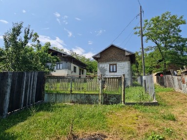 Casa de vanzare