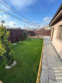 Proprierar vand casa mobilata si utilata in Margineni