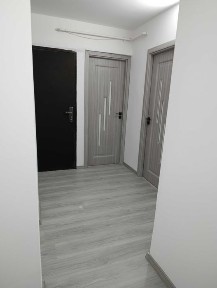Apartament 3 camere de vanzare