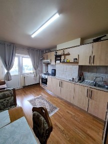 Apartament 3 camere - Targoviste Micro 11 in spatele Tribunalului Nou