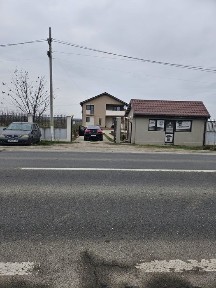 Casa P+1 prevazuta cu Spatiu Comercial DN3