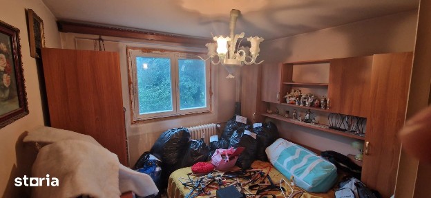 Apartament De Vânzare cu Două Camere În Zona Drumul taberi sec.6