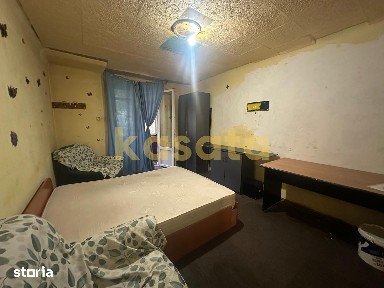 Garsonieră de vânzare - 23 mp, etaj 2/4, ideală pentru renovare