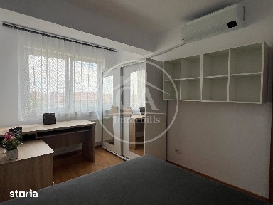 Apartament cu 3 camere de vânzare în zona Iosia, Oradea