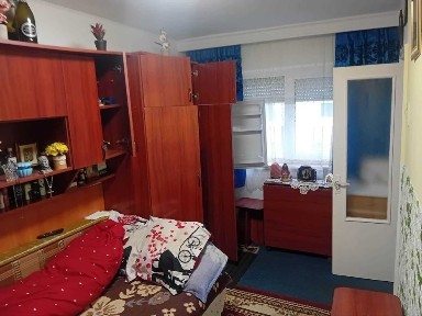 Garsoniera Piata Maratei 24mp parter mobilata termopan termoizolata