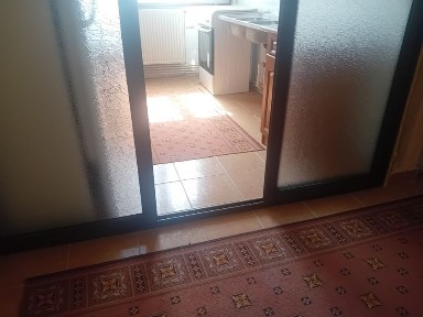 Ap 2 Cam Posta Maratei 54mp etaj 1 decomandat centrala termopan