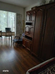Închiriez apartament