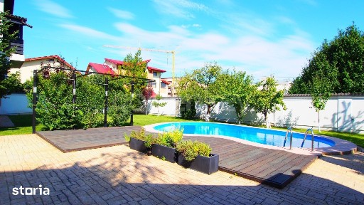 Vila impresionanta cu piscina incalzita, garaj 2 masini si gradina de