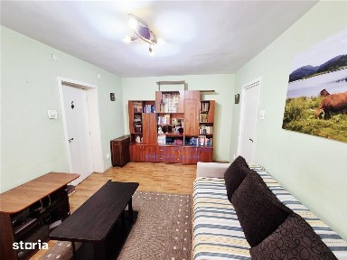 Apartament cu 3 camere zona Podu Ros