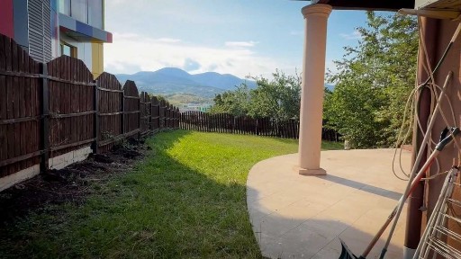 Proprietar vând vilă deosebită în Deva - Strada Zăvoi | 420 mp | Teren 850 mp | Vedere panoramică