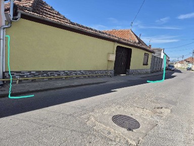 Casă de vânzare.