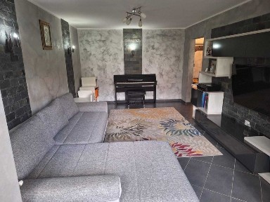 Apartament 3 camere - Spatios, 85 mp