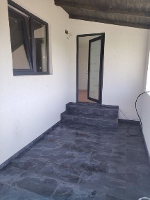 Casa DN73,Langa Mioveni, Țițești -Bucsanesti Lotasi