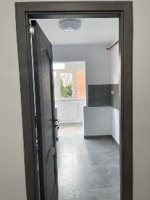 2 camere etaj 2 str Luceafarului langa Scoala Generala nr 10