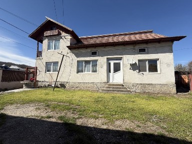 Casa de vanzare