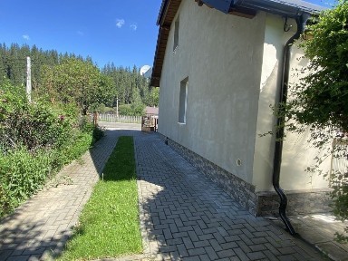 Casa de vanzare sau inchiriez Pojorata 154 m2 si 576 m2 teren