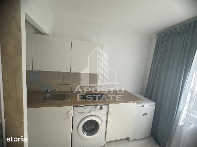 Garsoniera de vanzare, 13 mpu, zona Soarelui