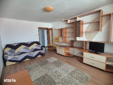 De închiriat: 2 camere decomandate, Zona McDonald's