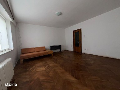Apartament cu 3 camere decomandate de inchiriat in Gheorgheni