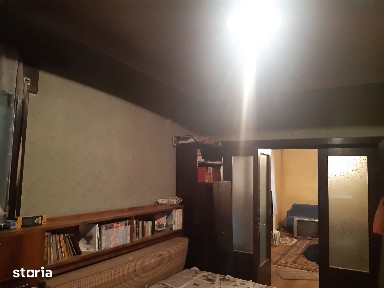 Romana, casa 4cam., 2 gr.san., CT, pt muncitori, 700e/luna