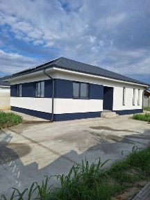 Casa nouă de vânzare