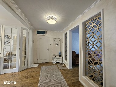 Apartament 3 camere 2 locuri de parcare si boxa, Strada Carpati