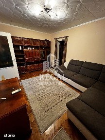Apartament cu 2 camere de vânzare - Micro 4, Bulevardul Dacia