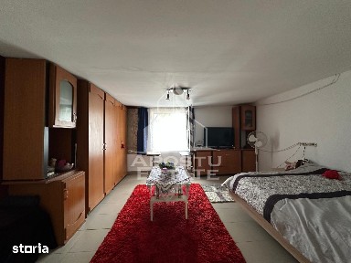 Casa de vanzare in Zimand Cuz