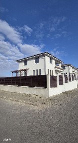Casa individuala de vanzare in Dezmir - SU 120MP I ST 400MP I 4 Camere