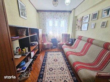 Apartament 4 camere de vanzare in Manastur, Cluj Napoca