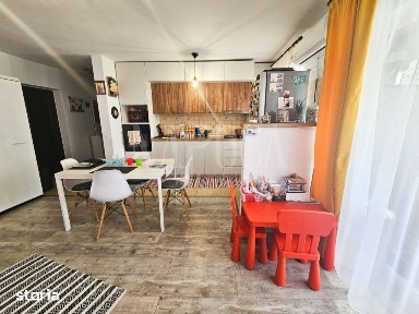 Apartament 2 camere de vanzare in Floresti