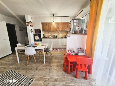 Apartament 2 camere de vanzare in Floresti