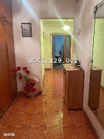 Vânzare apartament 3 camere, ultracentral - Bacău