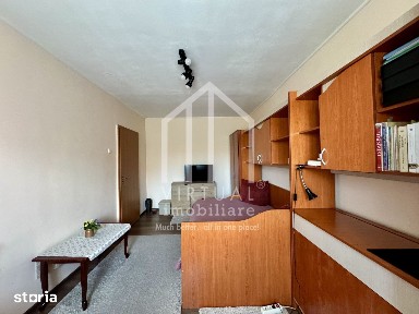 Apartament cu 2 camere, 44mp utili + 2 balcoane, boxa - Zona Centrala